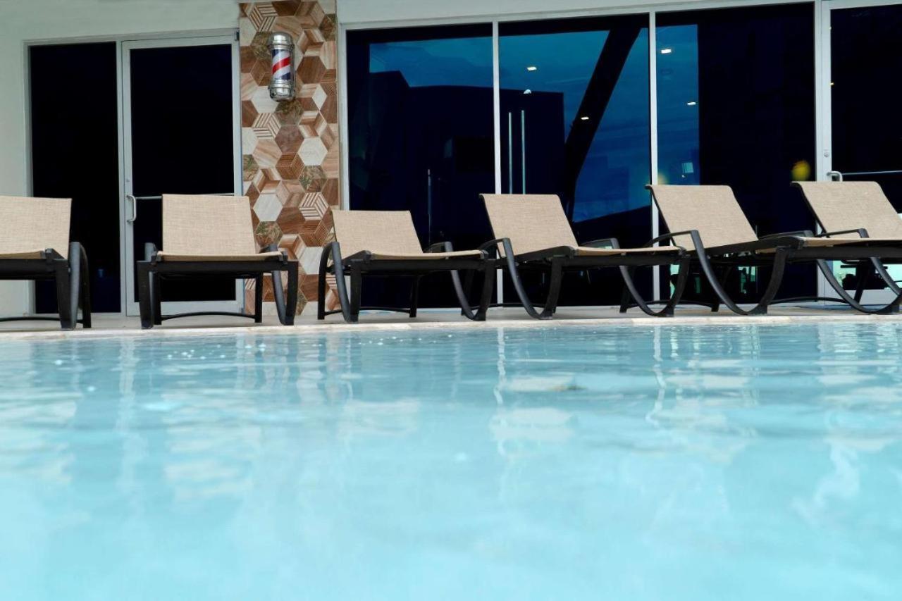 Canario Lagoon Hotel Сан Хуан Екстериор снимка